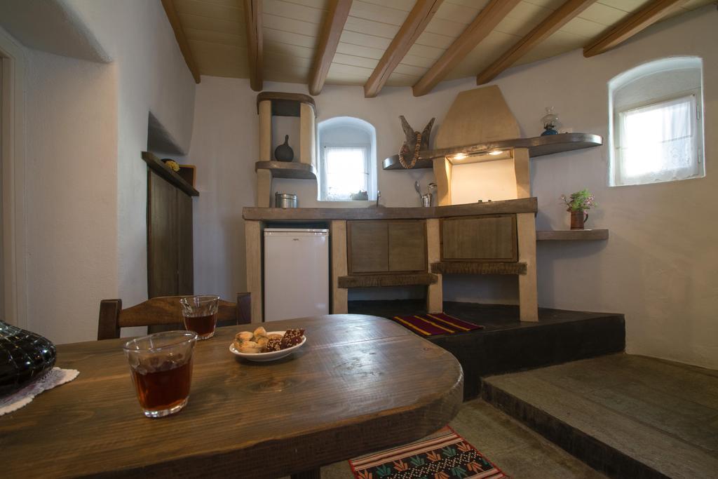 Abramis Rooms Mitáta Extérieur photo